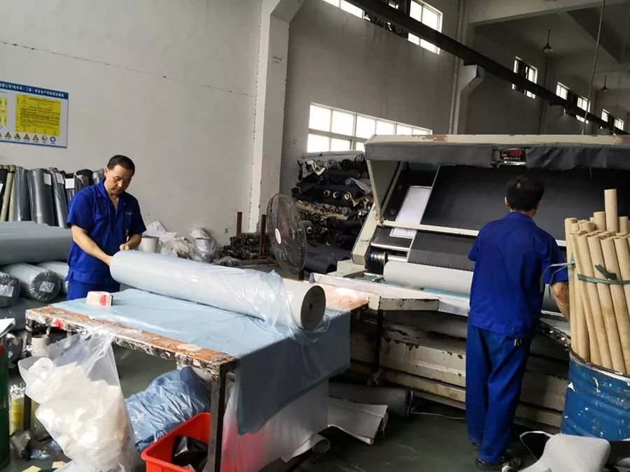 皮革車間廢氣異味用什么設(shè)備處理？